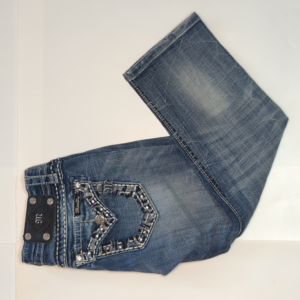 Miss Me signature cuffed Capri jeans
